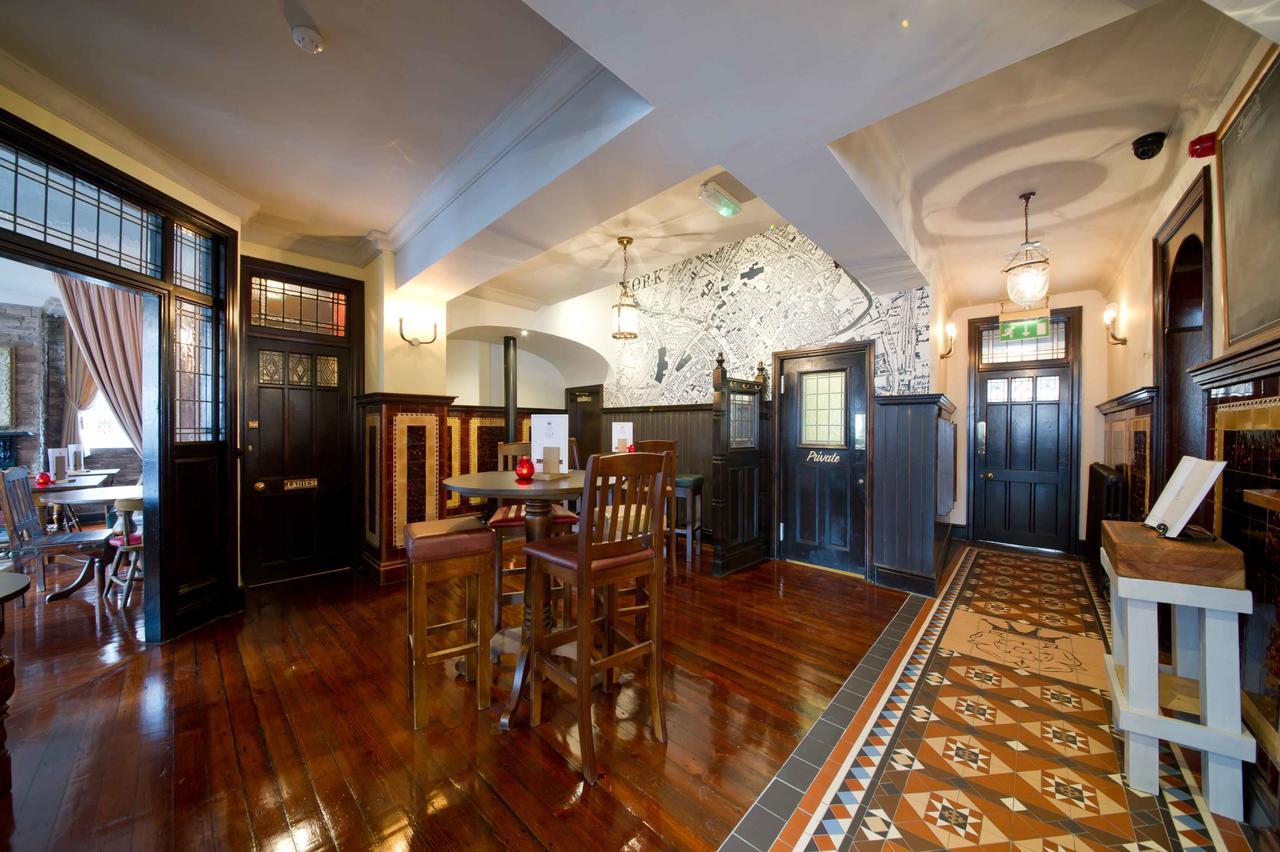 לינה וארוחת בוקר The Rose & Crown יורק מראה חיצוני תמונה